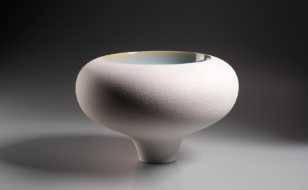 Gefäß, außen weißer Sand, innen Seladon, D 35 cm, H 23,5 cm